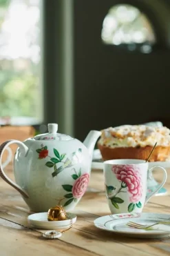 Blushing Birds Petit Four 12 Cm